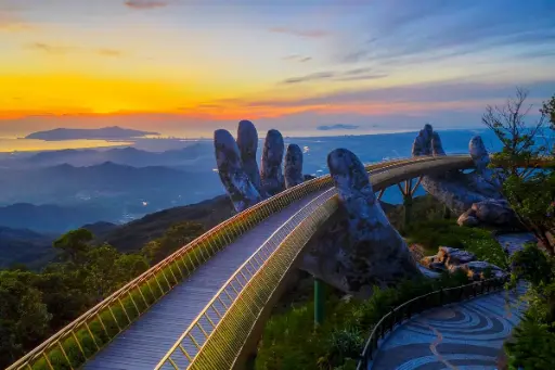 5 DAYS CENTRAL HIGHLIGHTS OF VIETNAM